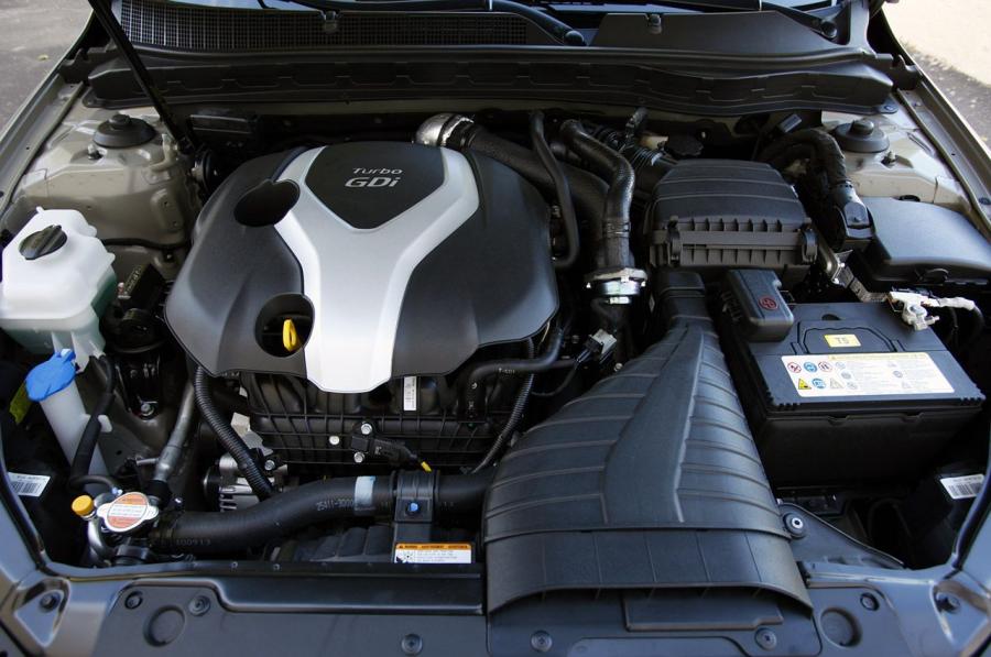  Kia Optima 2.0T 2011 года  (фото 28 из 38)